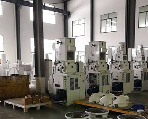 MLGT系列礱谷機(jī) MLGT系列礱谷機(jī)